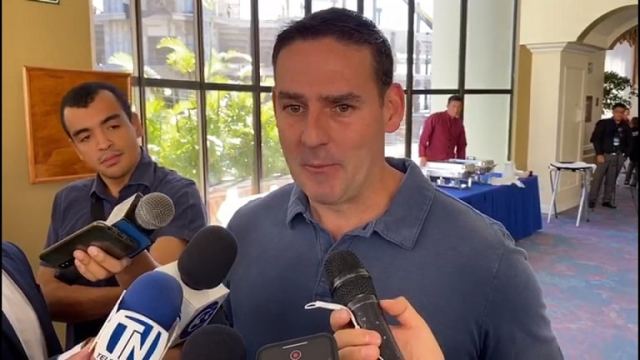 Ernesto Muyshondt viaja hasta EE.UU. para atacar a NUEVAS IDEAS ernesto-muyshondt-viaja-hasta-eeuu-para-atacar-a-nuevas-ideas